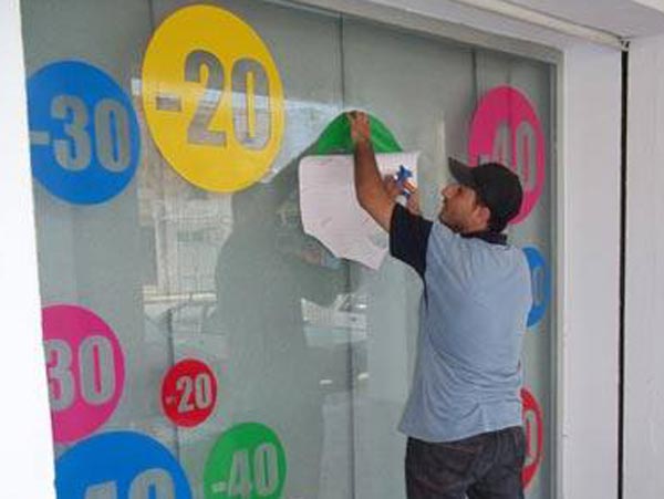 grafik-publicité-signalétique-enseigne-support-présentoir-Plexi-tôle-Adhésif-sticker-PVC-alucobond-découpe-72