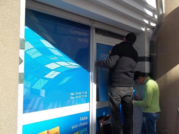 grafik-publicité-signalétique-enseigne-support-présentoir-Plexi-tôle-Adhésif-sticker-PVC-alucobond-découpe-77