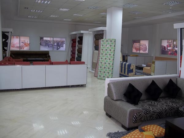 grafik-publicité-signalétique-enseigne-support-présentoir-Plexi-tôle-Adhésif-sticker-PVC-alucobond-découpe-79