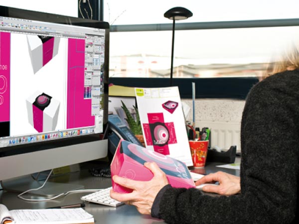 grafik-studio-graphic-maquette-conception-logo-identite-creation-02